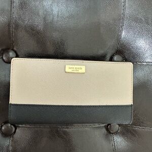 Kate Spade Bi-Fold Wallet